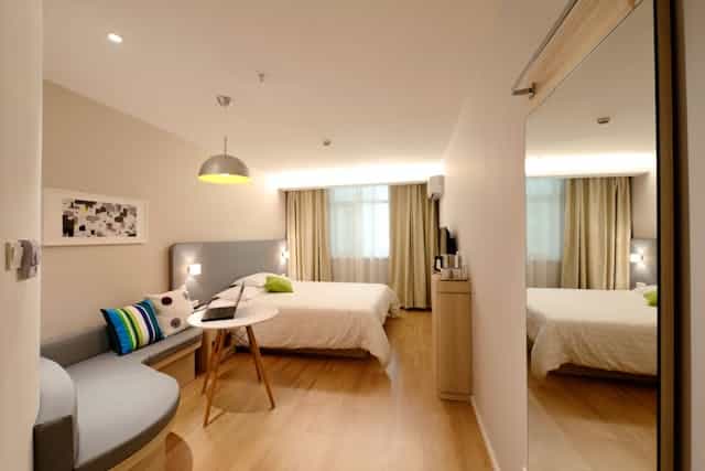 πλυσιμο σεντονια airbnb
